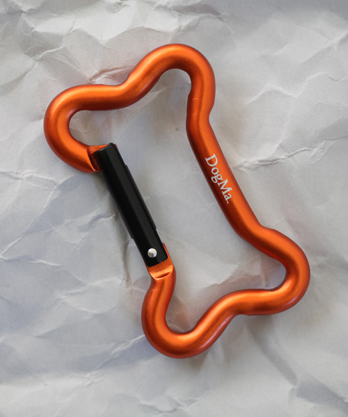 DogMa Dog Bone Carabiner in Orange